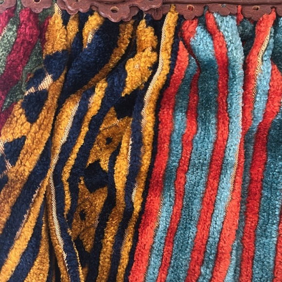 Isabella Fiore, Italian leather shoulder bag studded vintage — never worn. - Picture 7 of 7